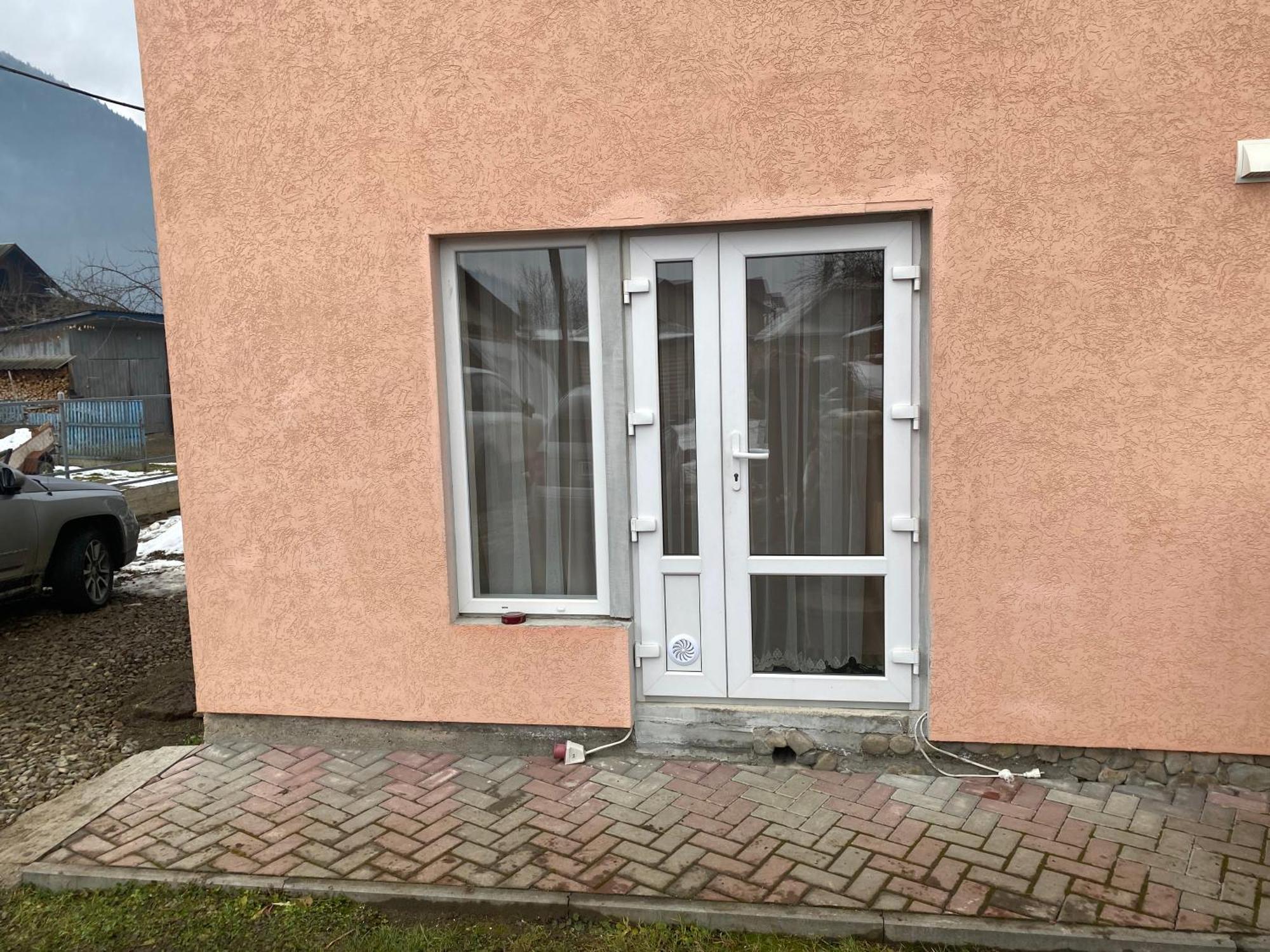 Domashnya Oselya Leilighet Verkhovijna Eksteriør bilde
